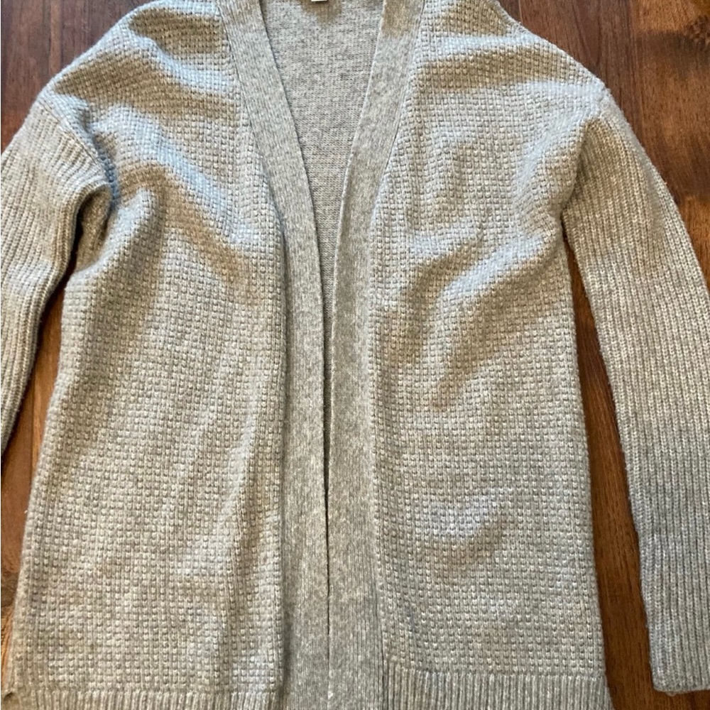 Gap Gray cardigan size xs - Picture 2 of 5